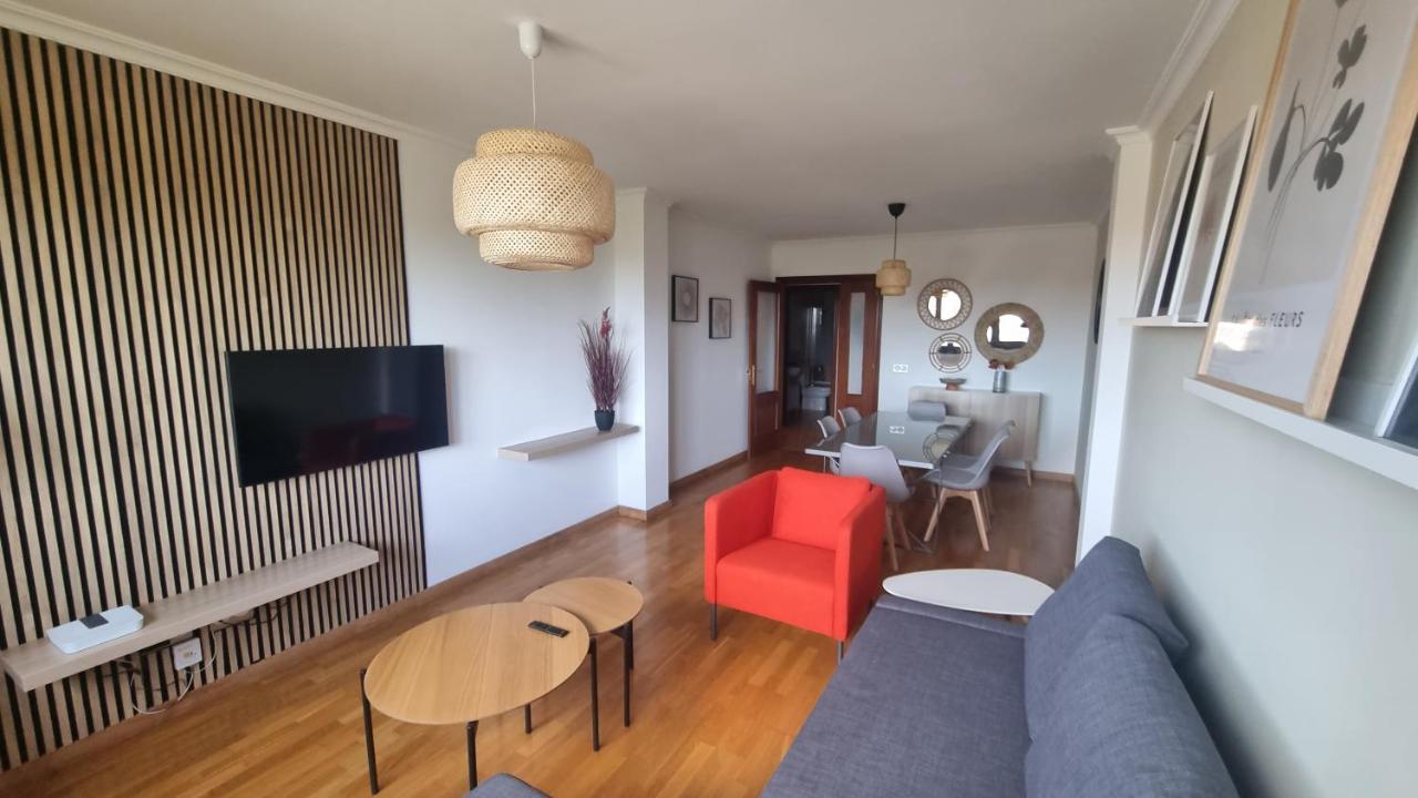 Piso Zona Hospital 6 Personas Apartment Овиедо Екстериор снимка