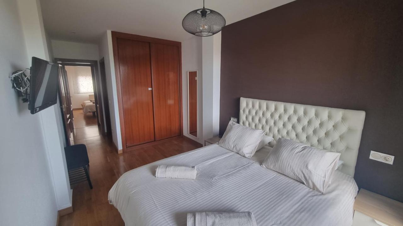 Piso Zona Hospital 6 Personas Apartment Овиедо Екстериор снимка
